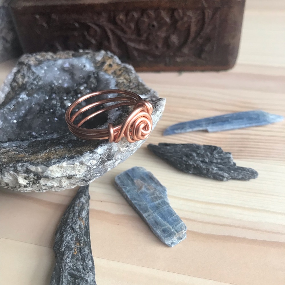 •Everlasting Infinity Knot• - Picture 3 of 4